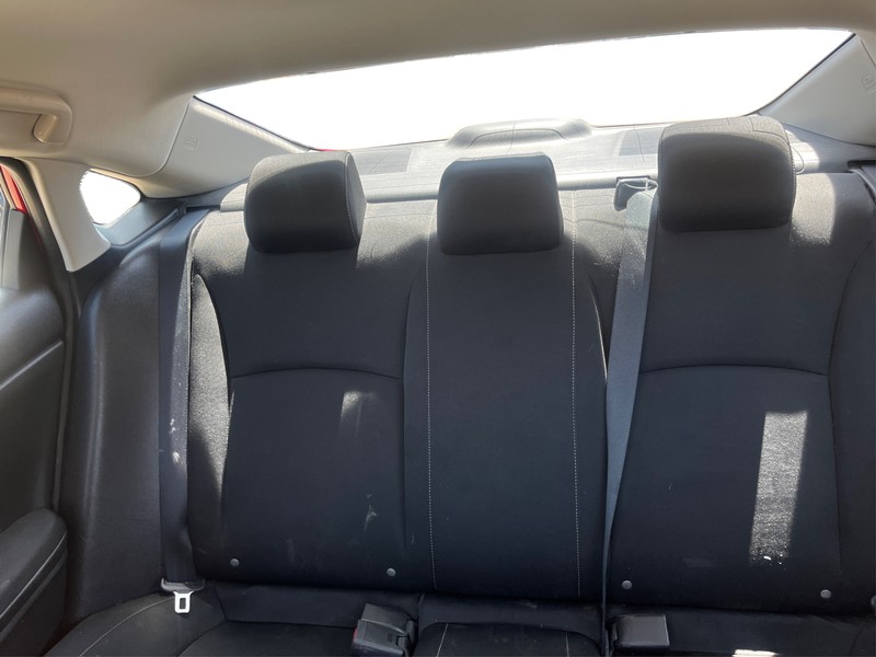 Honda Civic Sedan Vehicle Full-screen Gallery Image 13