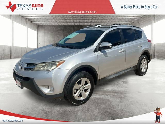 Toyota RAV4 Vehicle Full-screen Gallery Image 02