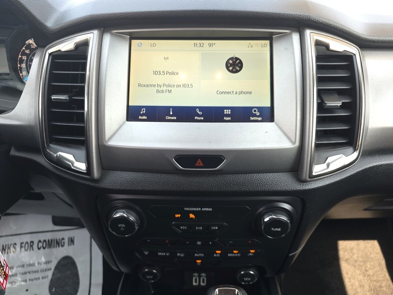 Ford Ranger Vehicle Full-screen Gallery Image 11