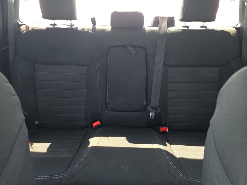Ford Ranger Vehicle Full-screen Gallery Image 12