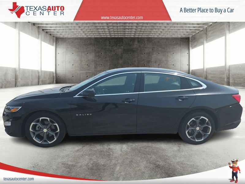 Chevrolet Malibu Vehicle Full-screen Gallery Image 5