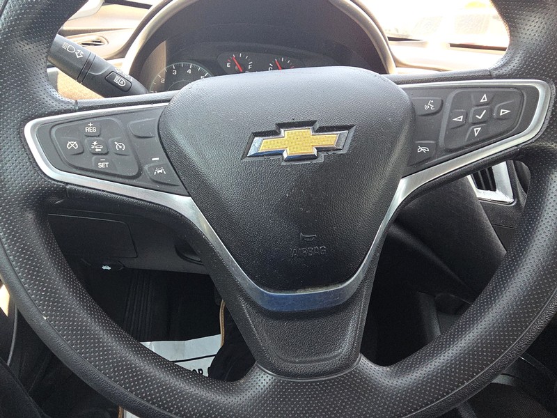 Chevrolet Malibu Vehicle Full-screen Gallery Image 13