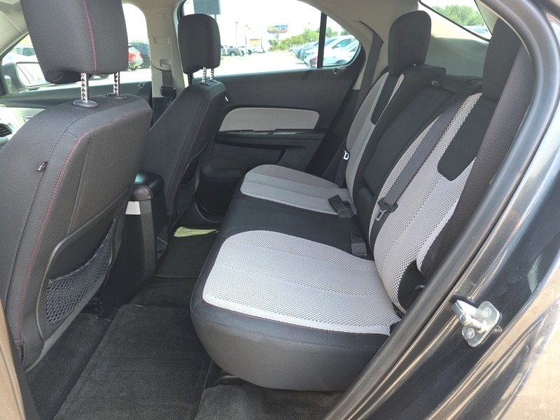 Chevrolet Equinox Vehicle Full-screen Gallery Image 10