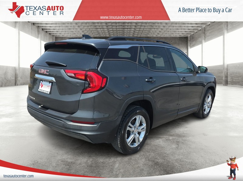 GMC Terrain Vehicle Full-screen Gallery Image 07