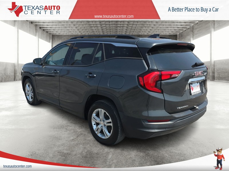 GMC Terrain Vehicle Full-screen Gallery Image 08