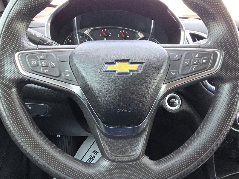 Chevrolet Equinox Vehicle Full-screen Gallery Image 14