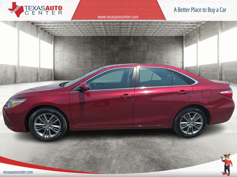 Toyota Camry Vehicle Full-screen Gallery Image 5