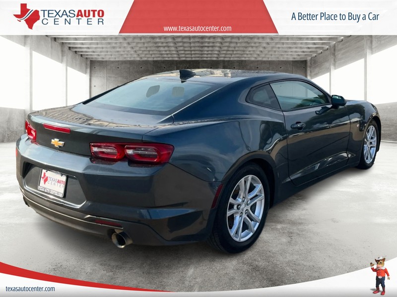 Chevrolet Camaro Vehicle Full-screen Gallery Image 07