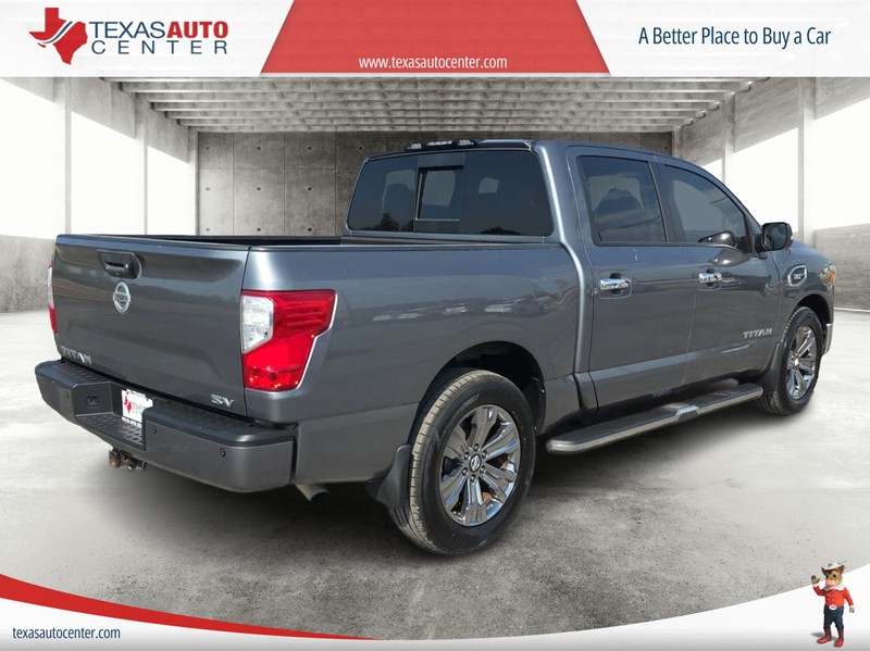 Nissan TITAN Vehicle Full-screen Gallery Image 07