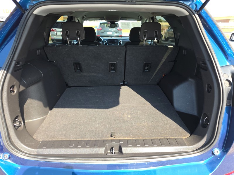 Chevrolet Equinox Vehicle Full-screen Gallery Image 11