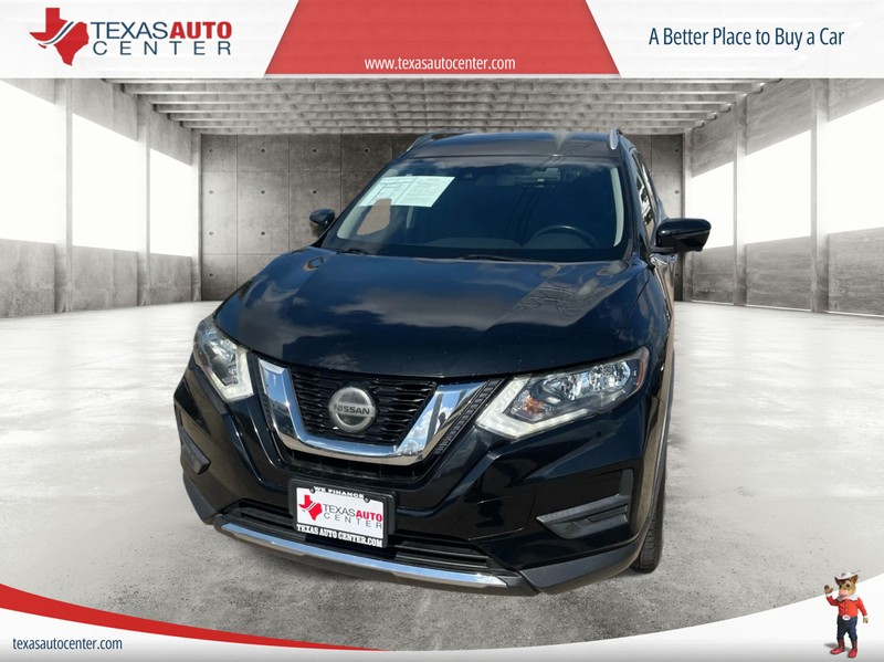 Nissan Rogue Vehicle Full-screen Gallery Image 3
