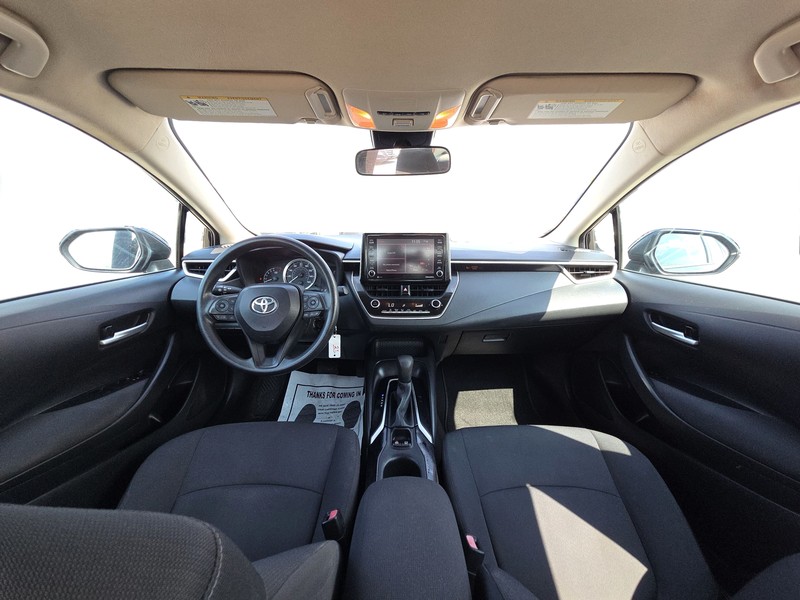 Toyota Corolla Vehicle Full-screen Gallery Image 14