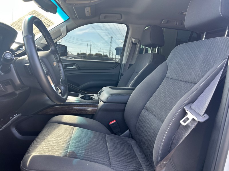 Chevrolet Tahoe Vehicle Full-screen Gallery Image 09