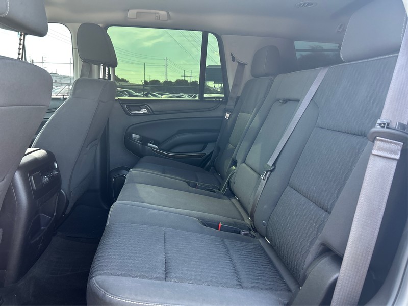 Chevrolet Tahoe Vehicle Full-screen Gallery Image 10