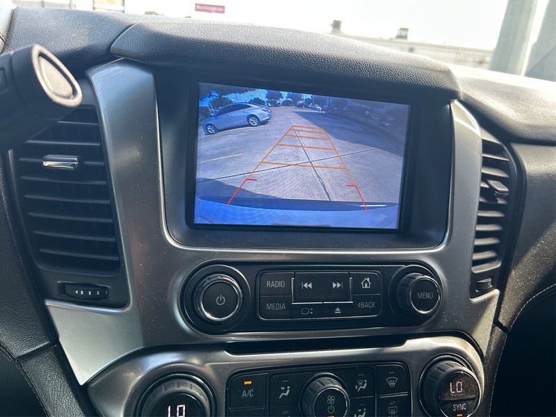 Chevrolet Tahoe Vehicle Full-screen Gallery Image 17