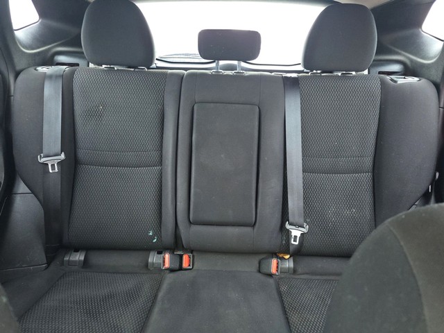 Nissan Rogue Sport Vehicle Full-screen Gallery Image 13