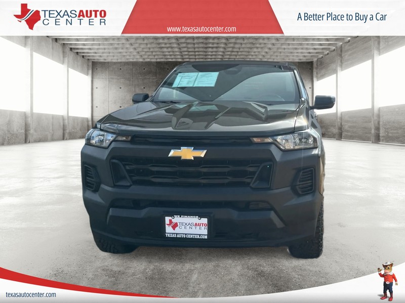 Chevrolet Colorado Vehicle Full-screen Gallery Image 7