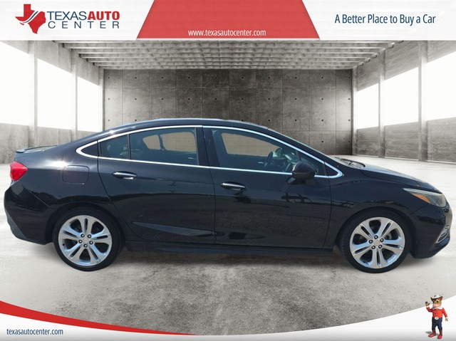 Chevrolet Cruze Vehicle Full-screen Gallery Image 04