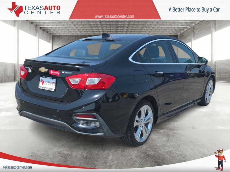 Chevrolet Cruze Vehicle Full-screen Gallery Image 7