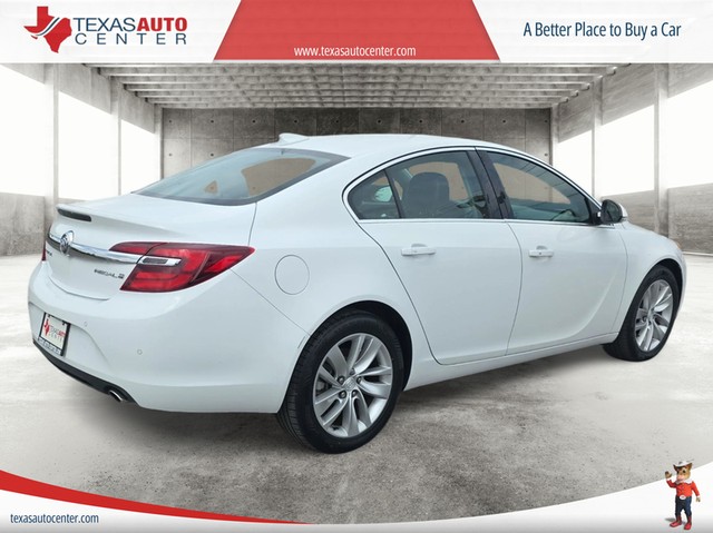 Buick Regal Vehicle Full-screen Gallery Image 07