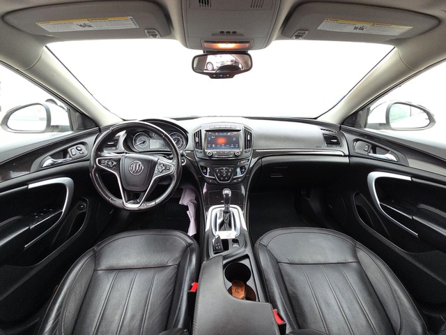 Buick Regal Vehicle Full-screen Gallery Image 14