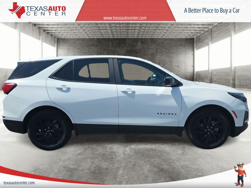 Chevrolet Equinox Vehicle Full-screen Gallery Image 04
