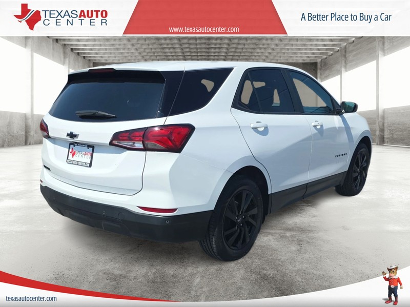 Chevrolet Equinox Vehicle Full-screen Gallery Image 07