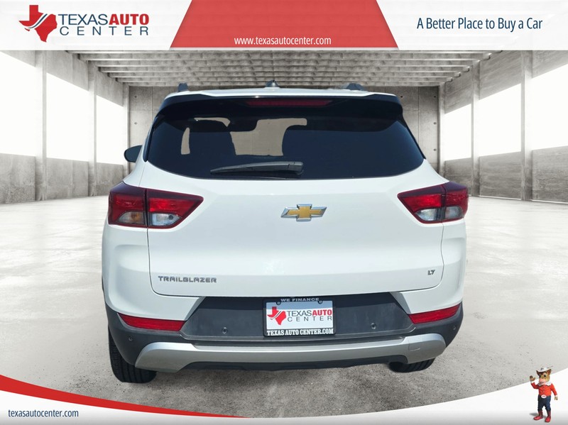 Chevrolet Trailblazer Vehicle Full-screen Gallery Image 6