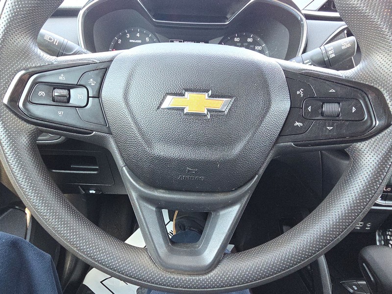 Chevrolet Trailblazer Vehicle Full-screen Gallery Image 14