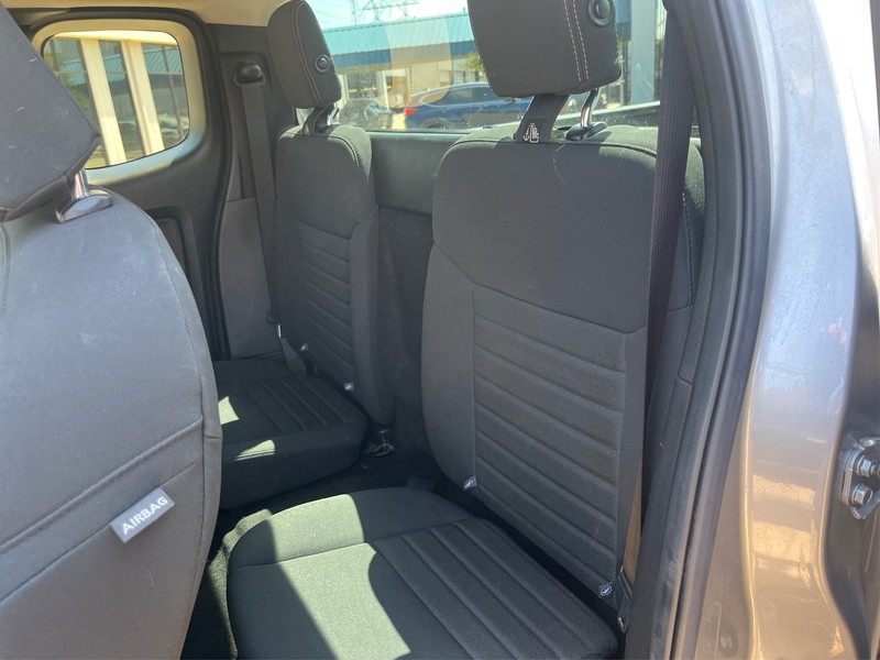 Ford Ranger Vehicle Full-screen Gallery Image 10