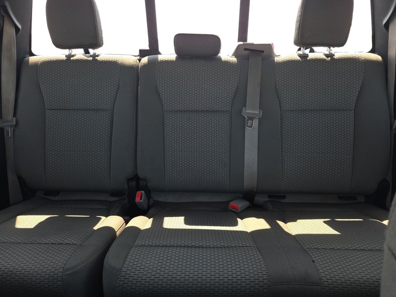 Ford F-150 Vehicle Full-screen Gallery Image 12