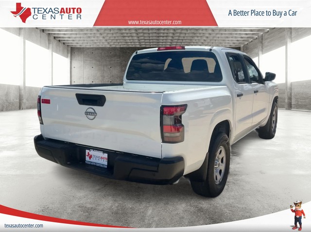 Nissan Frontier Vehicle Full-screen Gallery Image 06