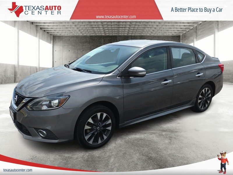Nissan Sentra Vehicle Full-screen Gallery Image 2