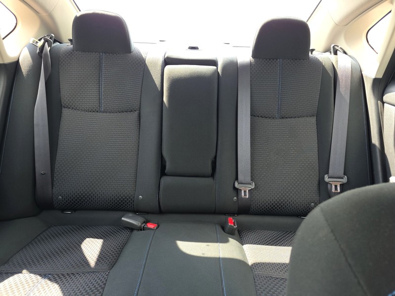 Nissan Sentra Vehicle Full-screen Gallery Image 12