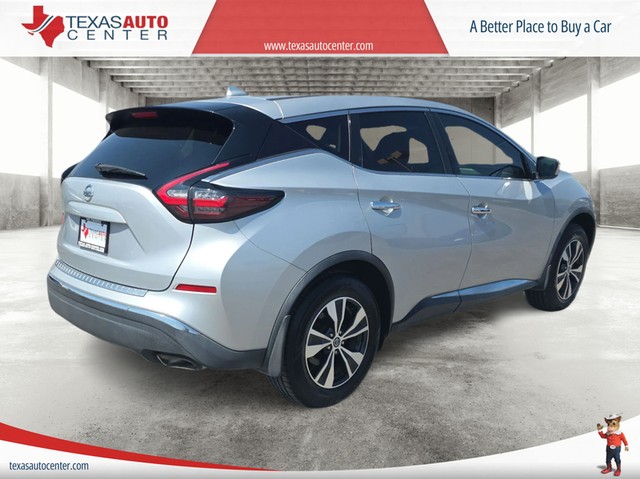 Nissan Murano Vehicle Full-screen Gallery Image 07