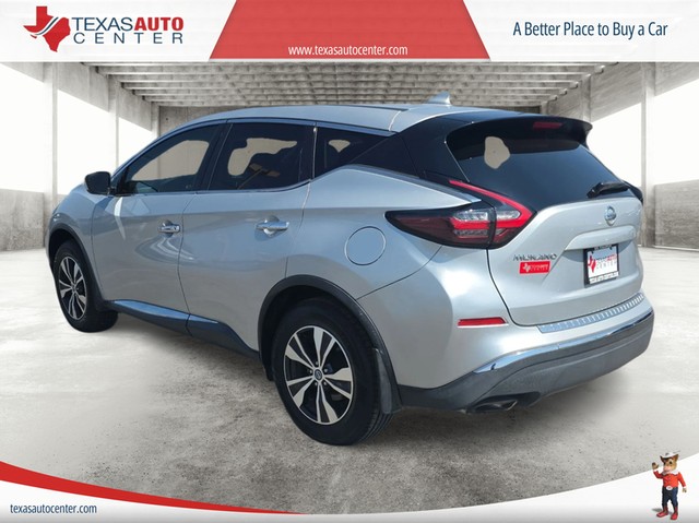 Nissan Murano Vehicle Full-screen Gallery Image 08