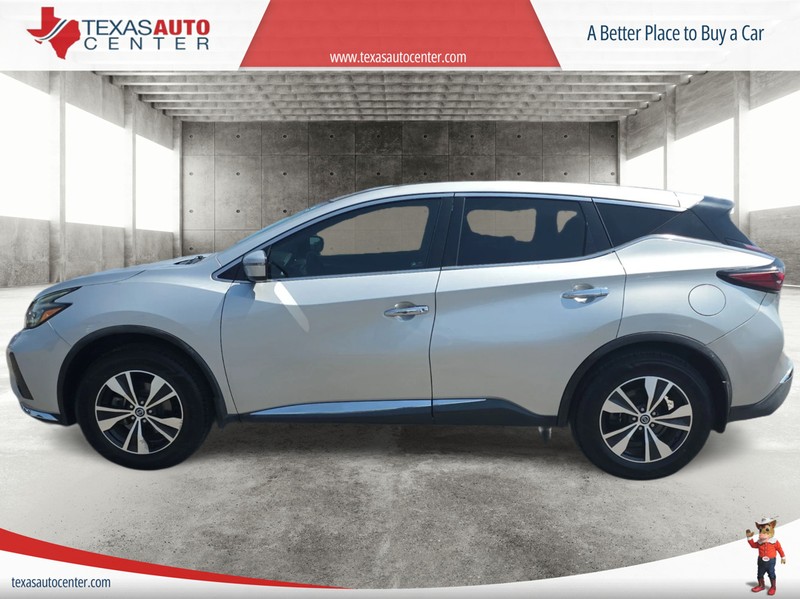 Nissan Murano Vehicle Full-screen Gallery Image 5