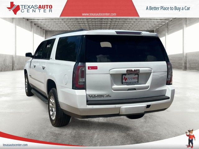 GMC Yukon XL Vehicle Full-screen Gallery Image 08