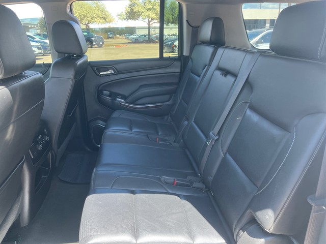GMC Yukon XL Vehicle Full-screen Gallery Image 10