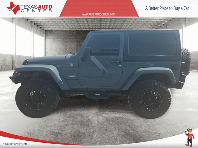 Jeep Wrangler Vehicle Full-screen Gallery Image 05