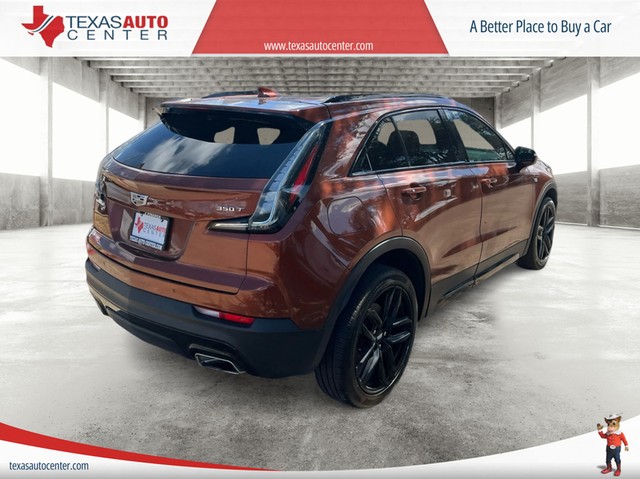 Cadillac XT4 Vehicle Full-screen Gallery Image 07
