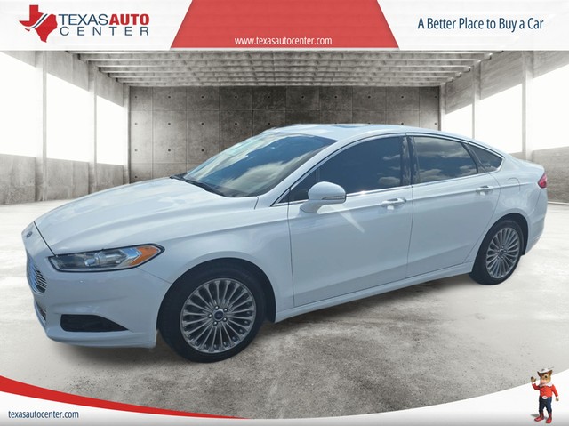Ford Fusion Vehicle Full-screen Gallery Image 02