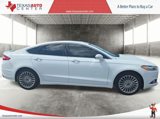Ford Fusion Vehicle Full-screen Gallery Image 04