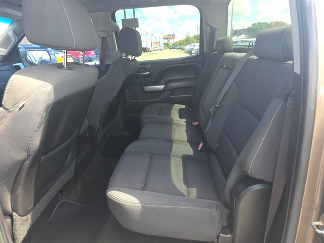Chevrolet Silverado 1500 Vehicle Full-screen Gallery Image 10