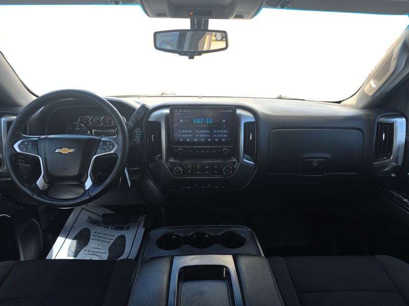 Chevrolet Silverado 1500 Vehicle Full-screen Gallery Image 15