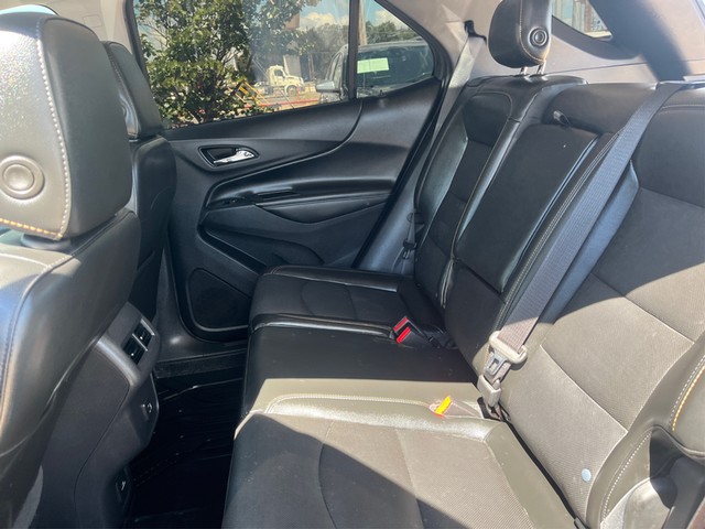 Chevrolet Equinox Vehicle Full-screen Gallery Image 10