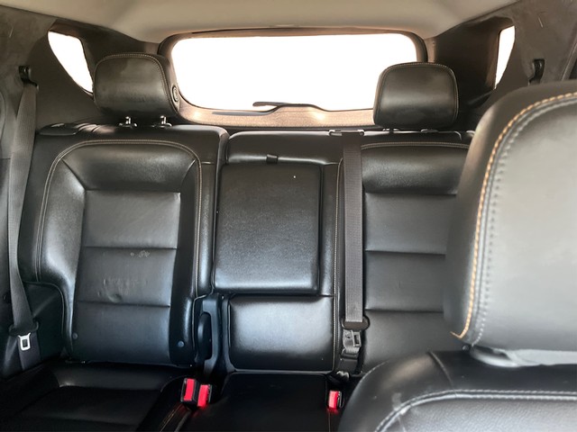 Chevrolet Equinox Vehicle Full-screen Gallery Image 13