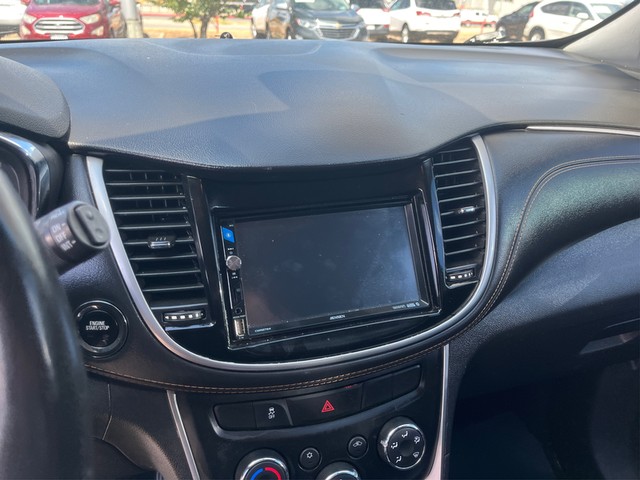 Chevrolet Trax Vehicle Full-screen Gallery Image 15