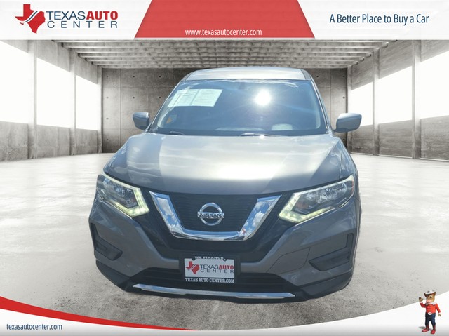 Nissan Rogue Vehicle Full-screen Gallery Image 03