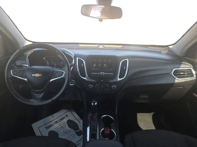 Chevrolet Equinox Vehicle Full-screen Gallery Image 16